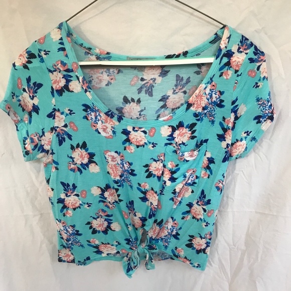 Cute Cropped Tie- Front Floral Pocket Tee - Picture 1 of 2